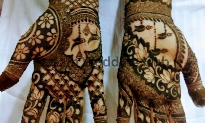 Mitali Mehandi artist